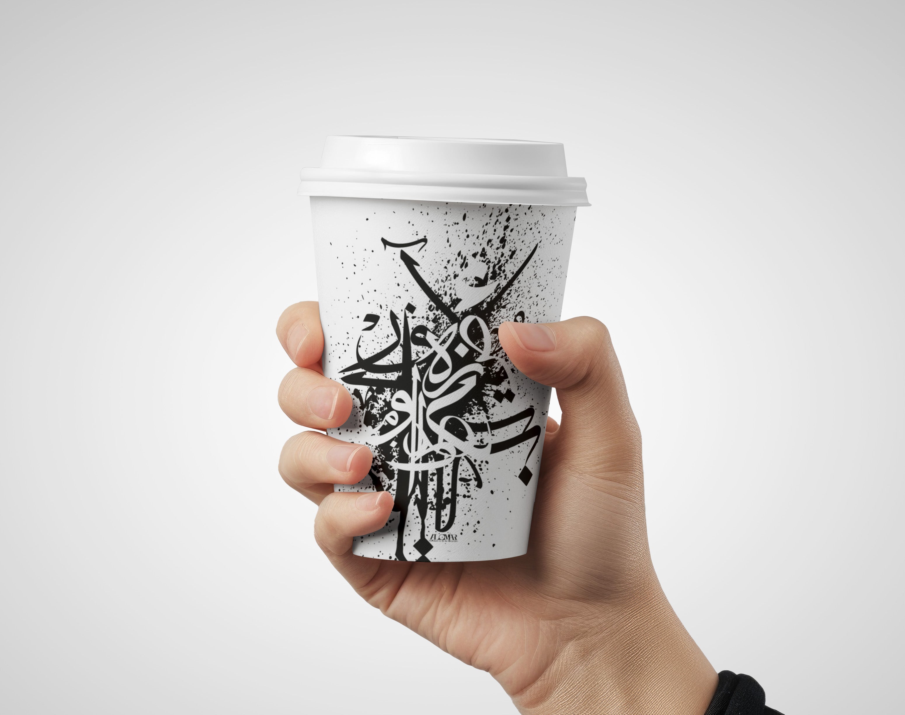 اكواب ورقية